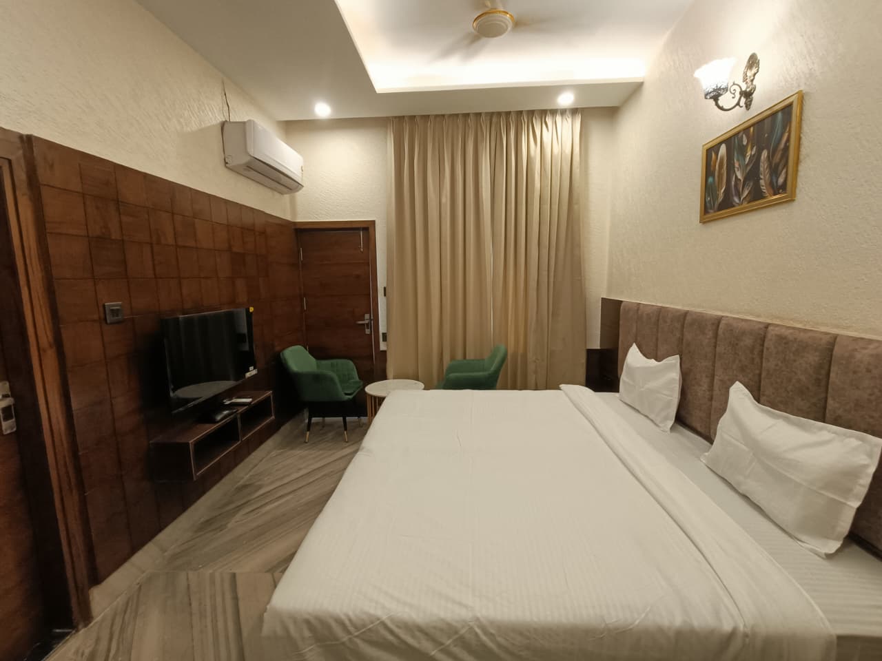 Deluxe Room, detail