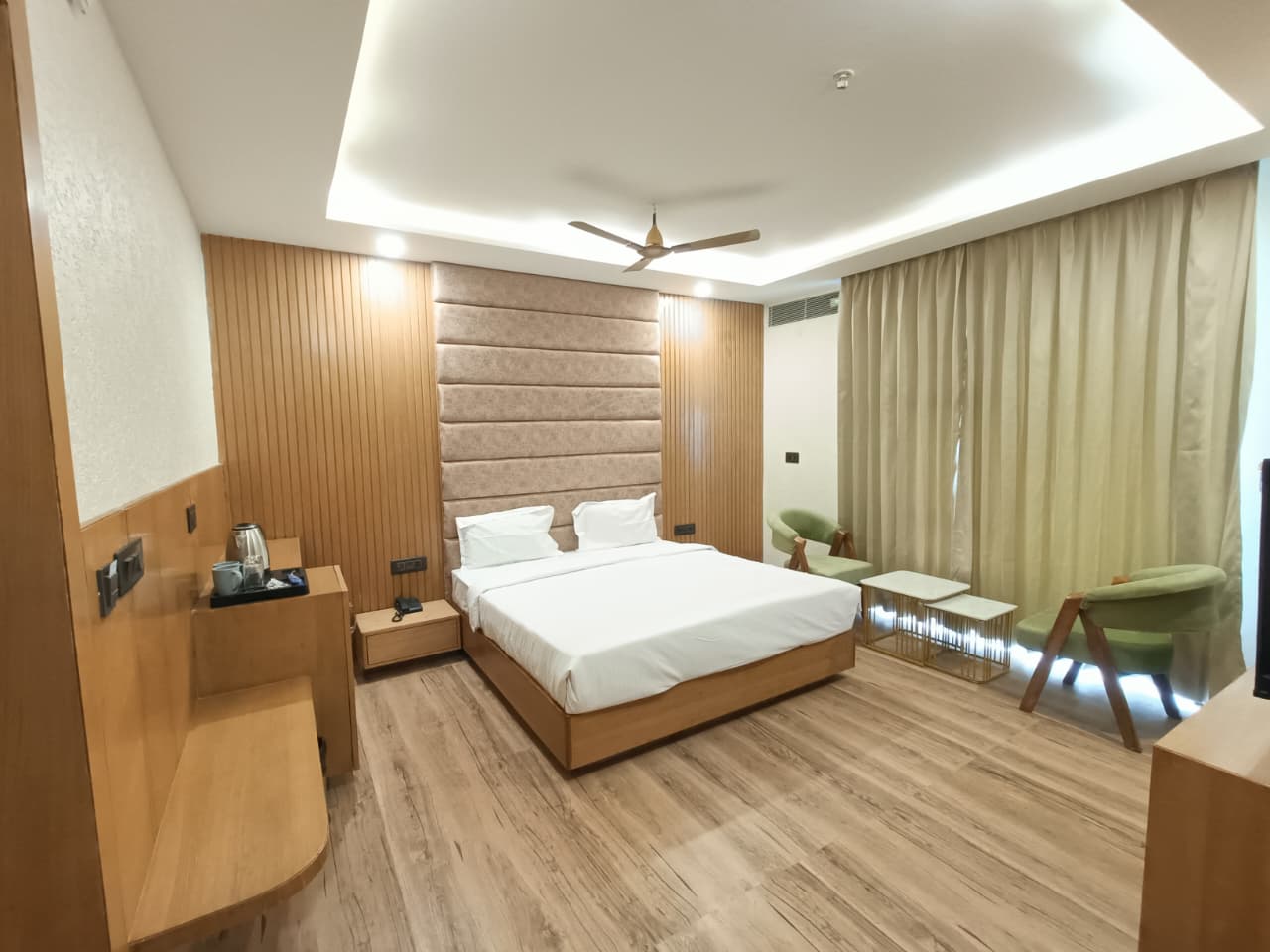 Super Deluxe Room